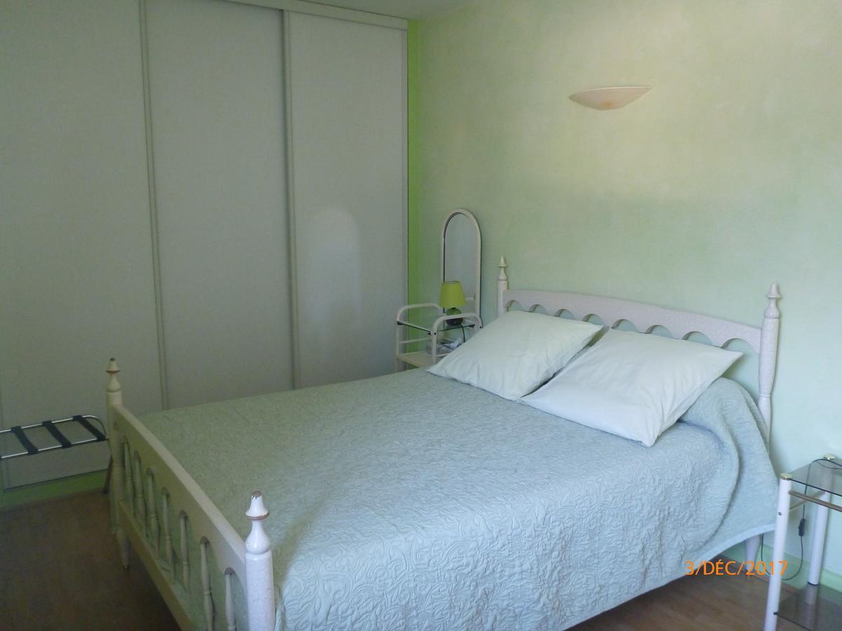 Logis Hotel Les Tilleuls Saint-Cirgues-de-Jordanne Екстериор снимка